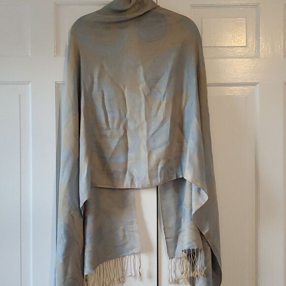 ABSTRACT SWIRL PRINT SCARF WRAP ICE POWDER LIGHT BLUE TAN FRINGE NEUTRAL - Picture 6 of 10